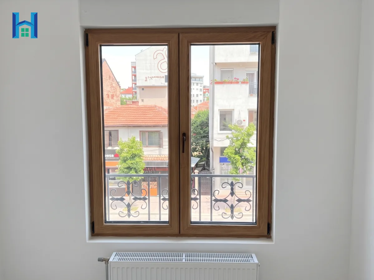 PVC prozori sa T prečkom